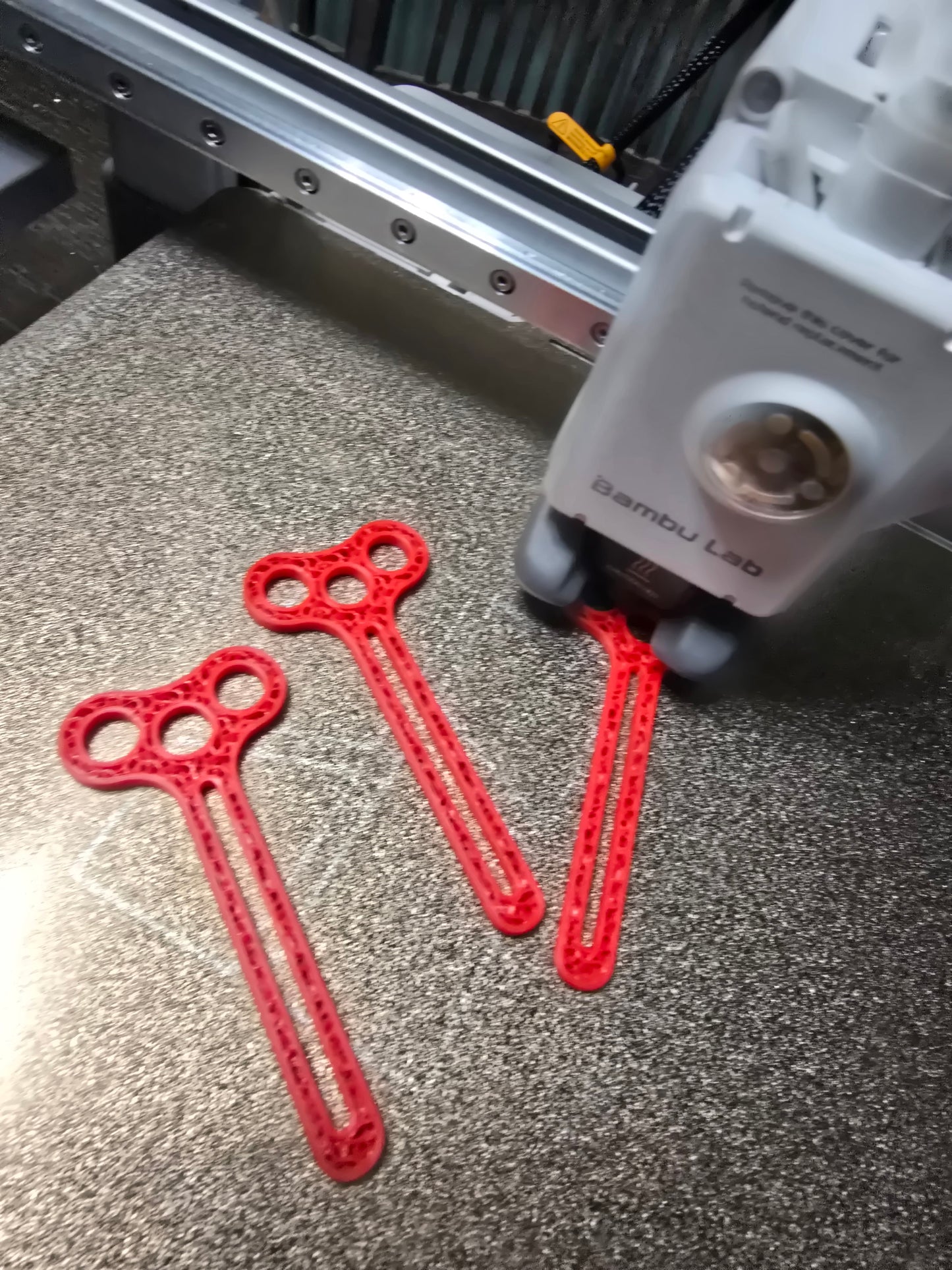 Toothpaste squeezer