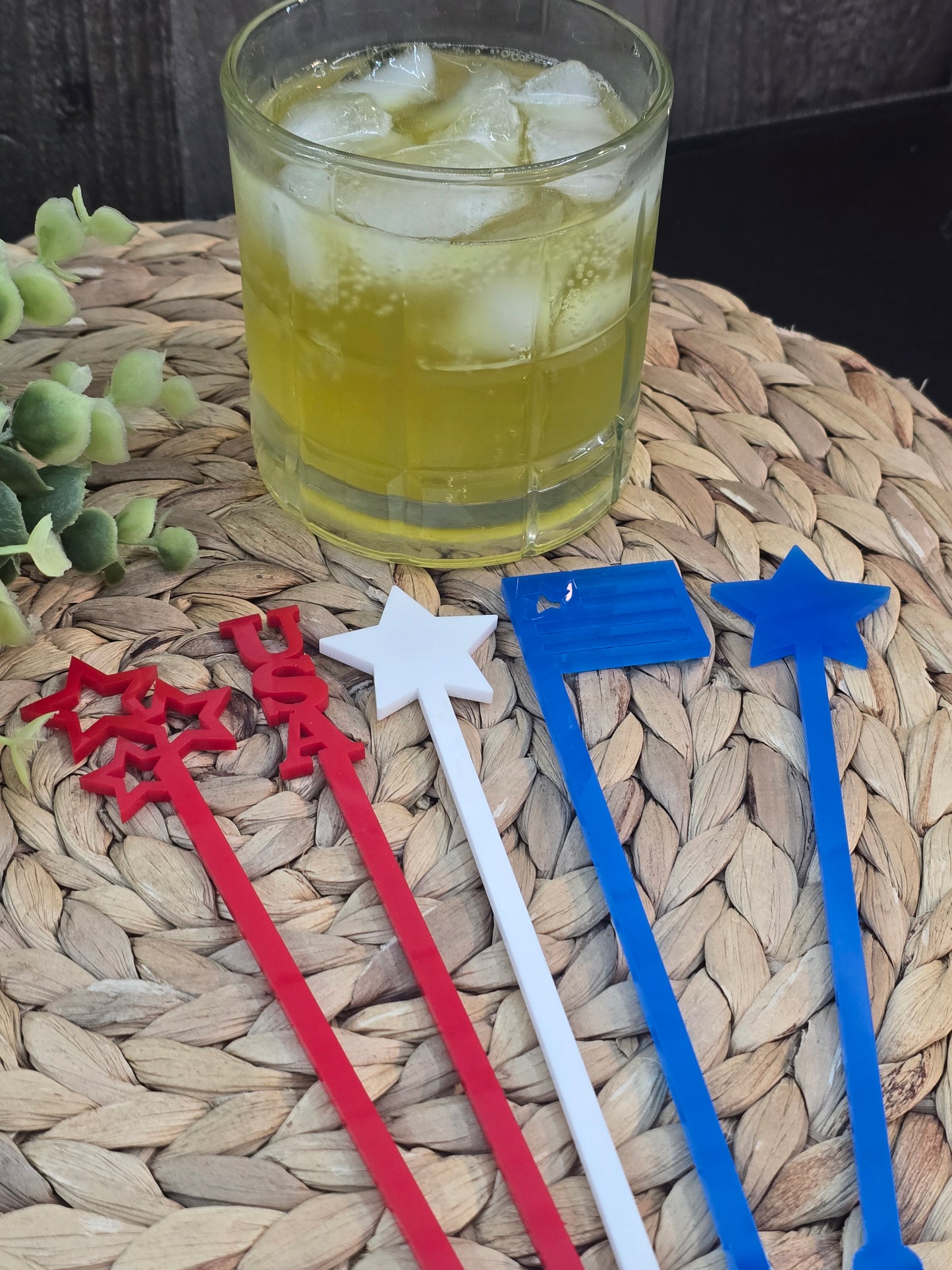 Patriotic Drink Stirrers – 4th of July Swizzle Sticks & Reusable USA Cocktail Stir Sticks