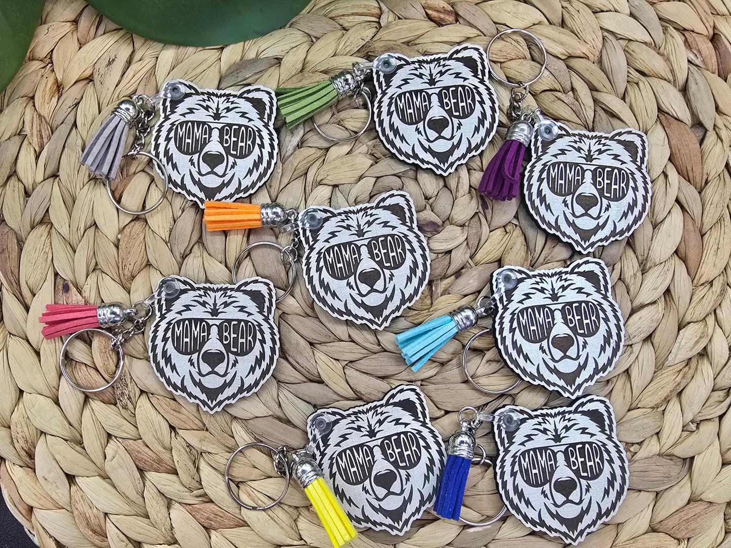 Mama Bear Keychain – Cute Gift for Moms & Mother‑Figures