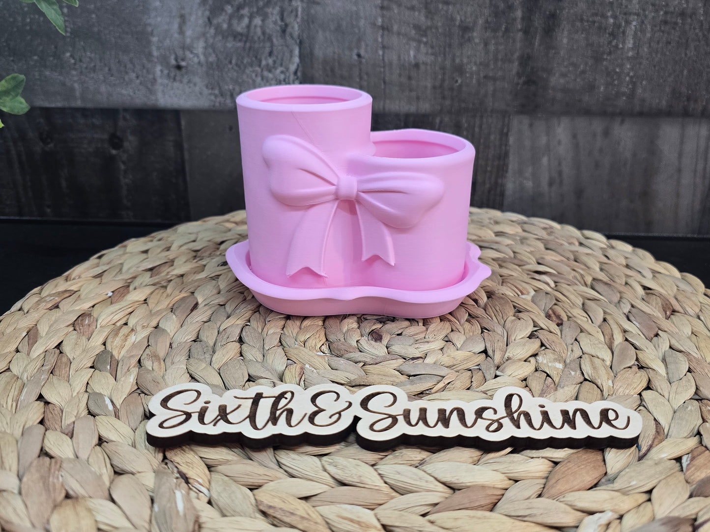 Bow Makeup Brush Holder – 3D Printed Vanity Organizer with Tray